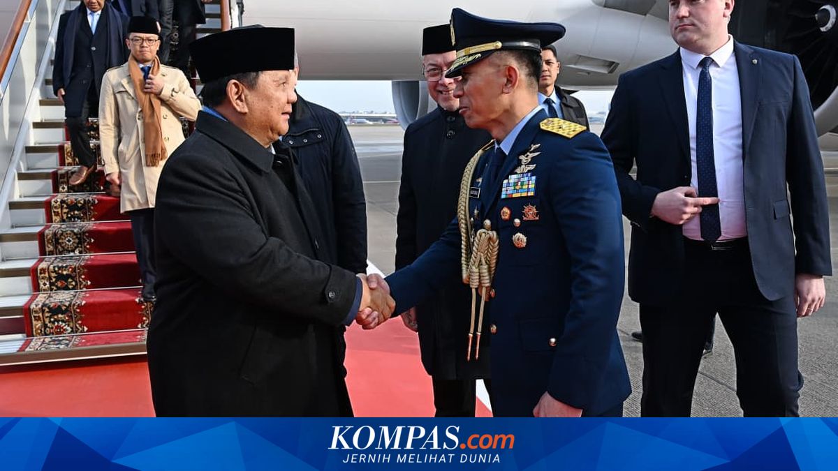 Prabowo Arrives in Russia Accompanied by Bahlil and Sugiono, Set to Meet Putin