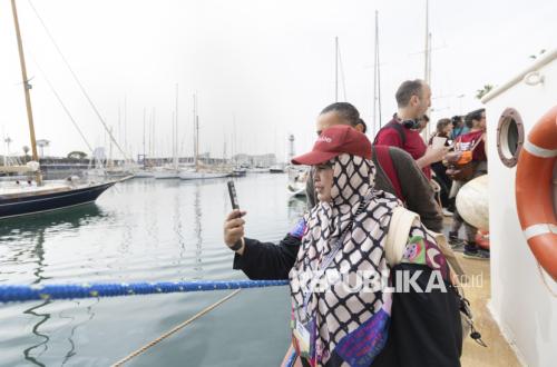 Two Members of Indonesian Delegation Sail in Global Sumud Flotilla from Spain