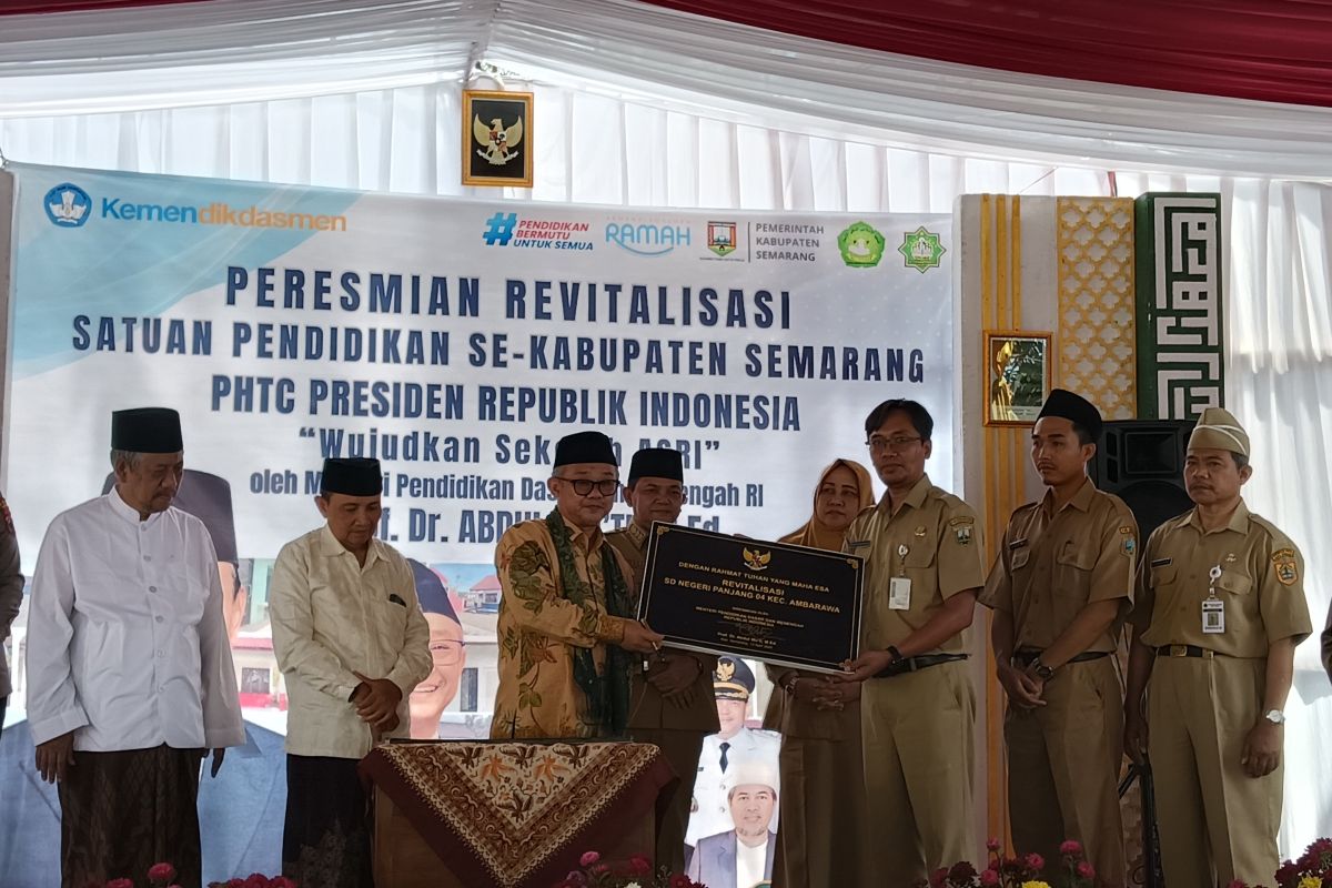 Minister of Basic and Secondary Education: School Revitalisation to Add 60,000 Units This Year