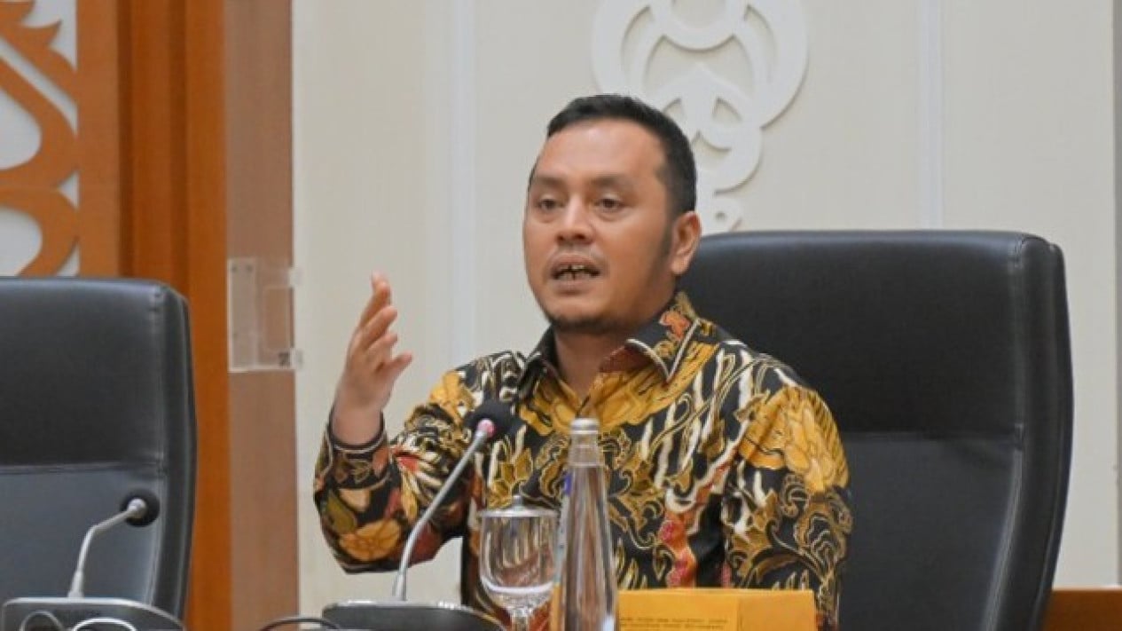 Willy Aditya's Joke About NasDem Merging with Gerindra During DPR Meeting