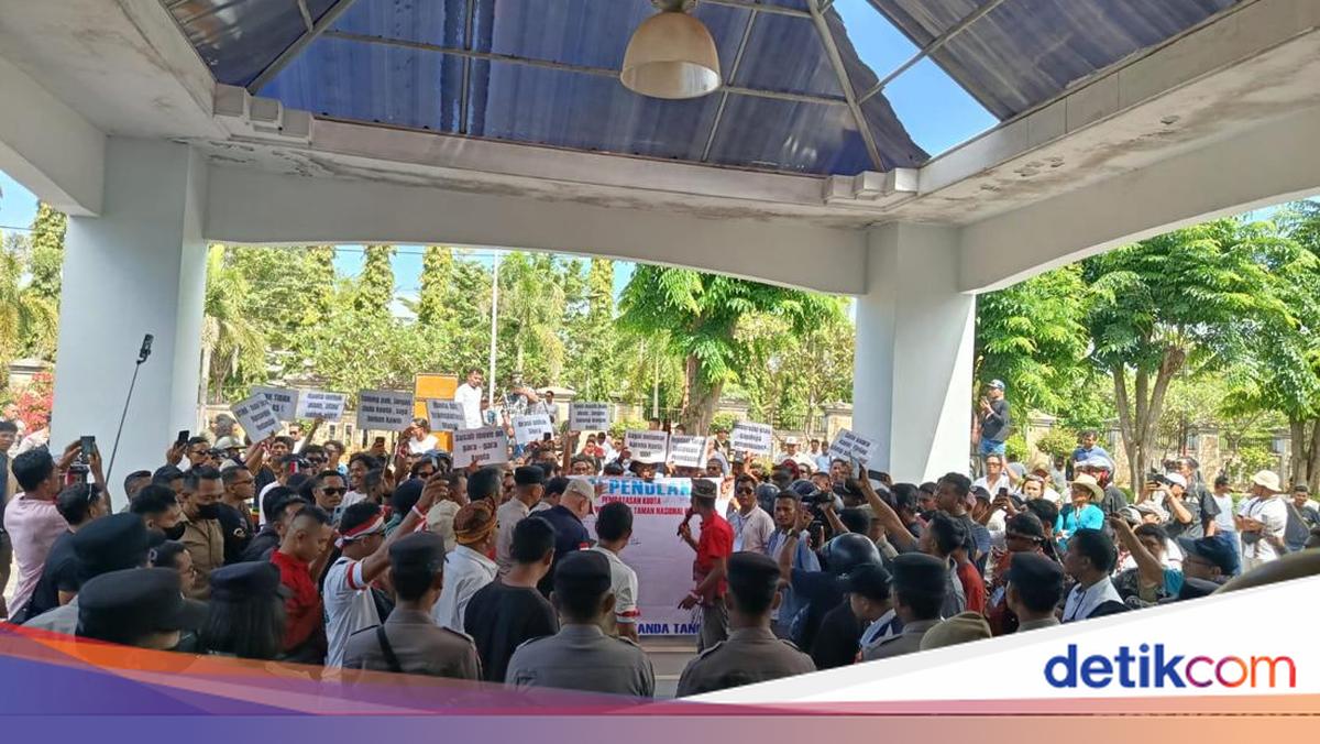 Head of Komodo National Park Authority Refuses to Sign Petition Rejecting 1,000 Tourist Quota