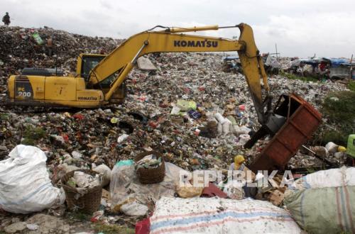Government Targets End to Open Dumping by 2026, Regions Urged to Act Swiftly