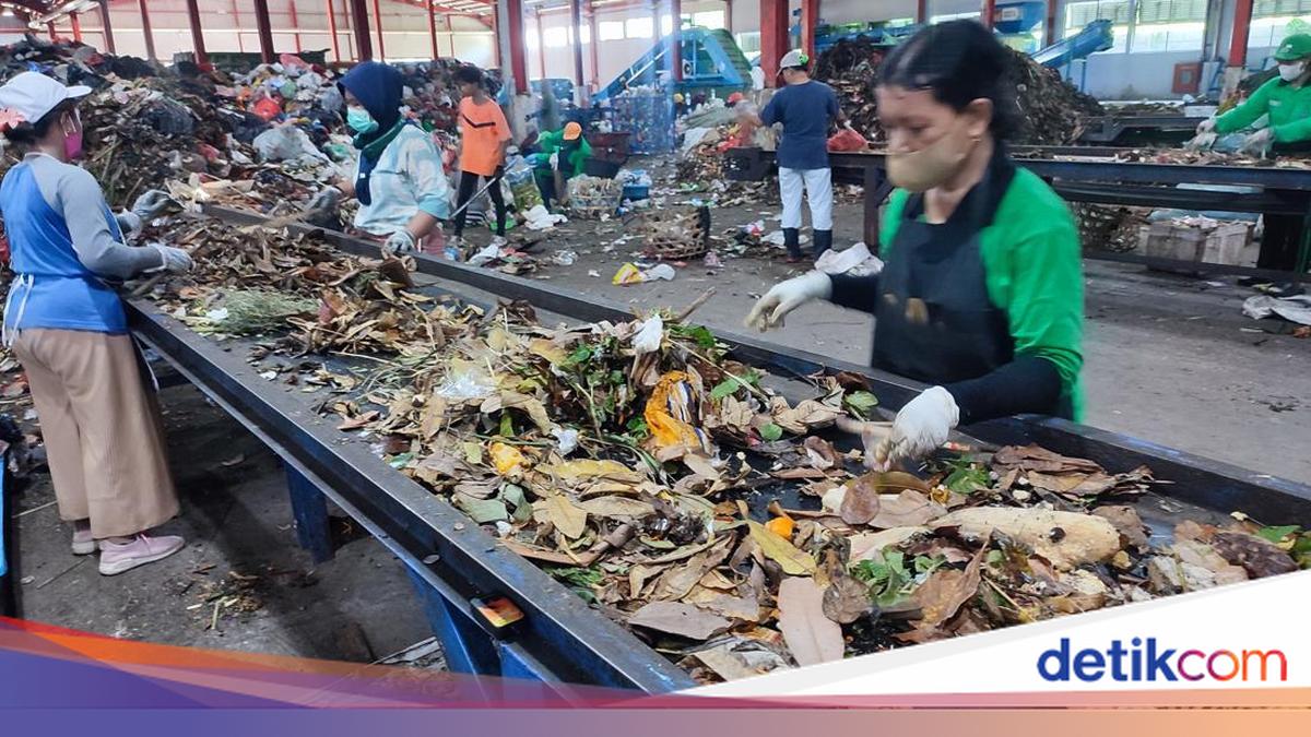 DPRD Denpasar City Inspects TPST Tahura Ngurah Rai to Ensure Proper Waste Separation