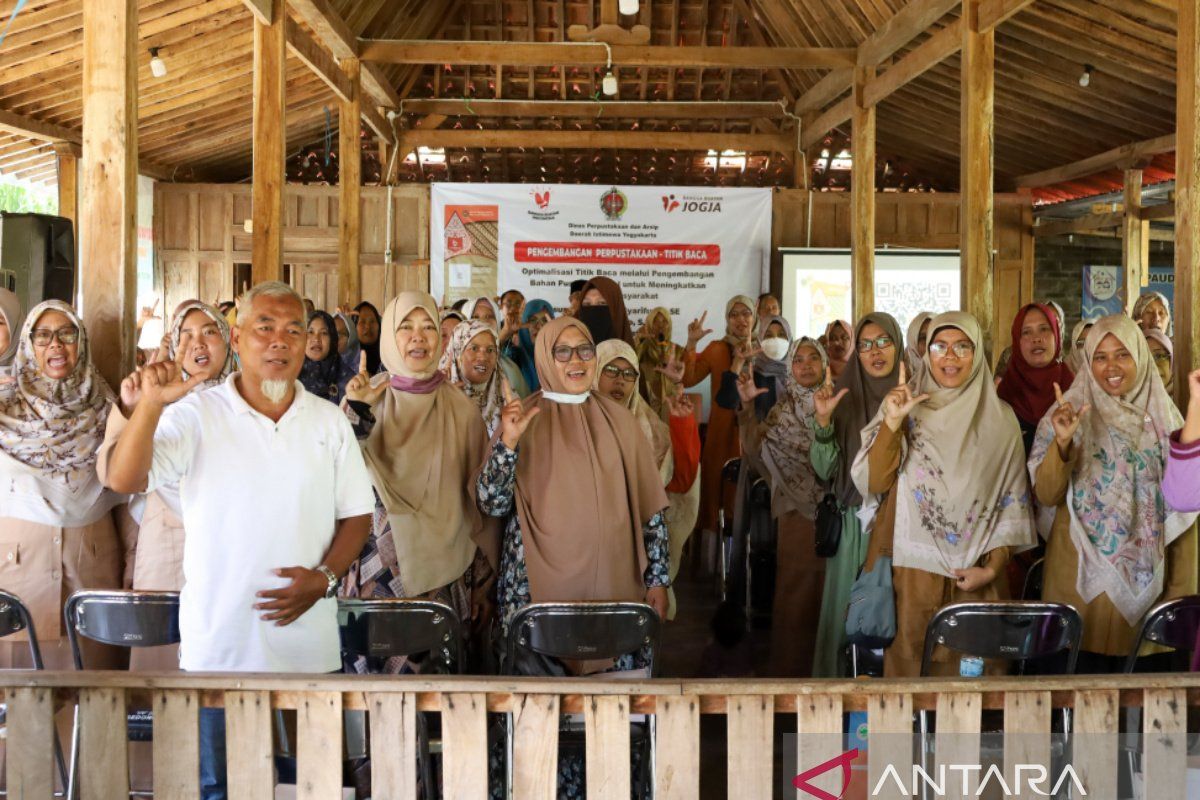 DPAD DIY promotes reading culture through digital library "Titik Baca"