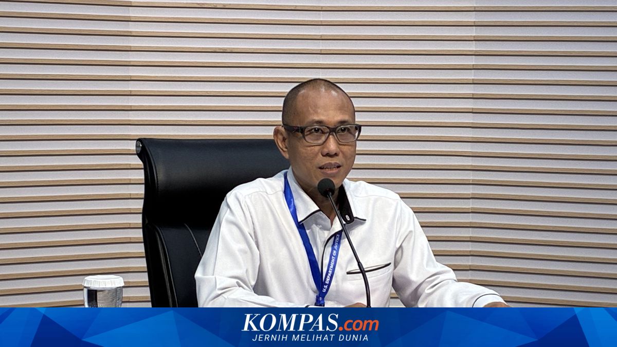 KPK States Name of Cigarette Entrepreneur Haji Her Appears in Documents from Customs Official Case