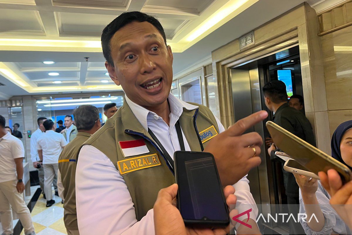 Bulog CEO States Malaysia Requests Import of 200,000 Tonnes of Indonesian Rice