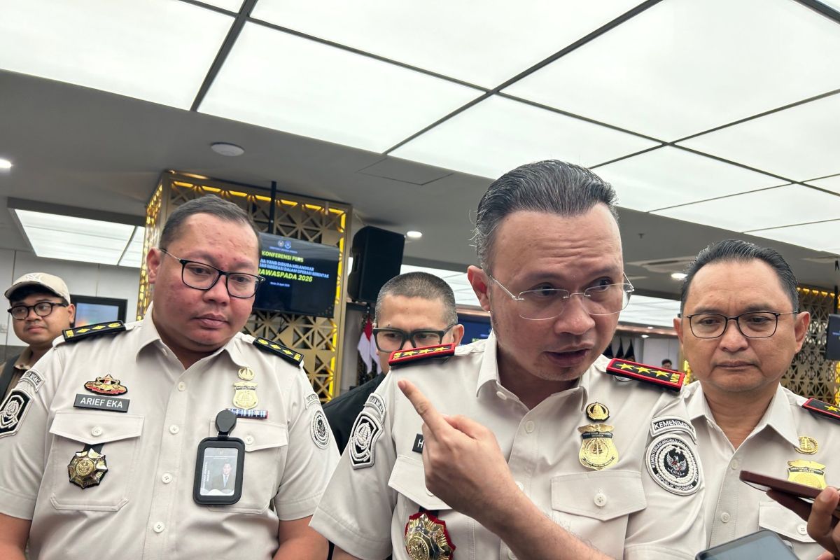 Directorate General of Immigration to Deport 13 Japanese Nationals Involved in Online Scamming This Week