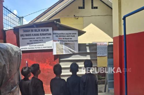 SDN Bunisari Students Complain About Afternoon Classes After Classroom Fenced Off by Heirs