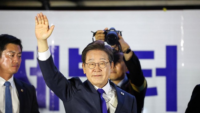 Israel Suddenly Angry at South Korean President Over Palestine