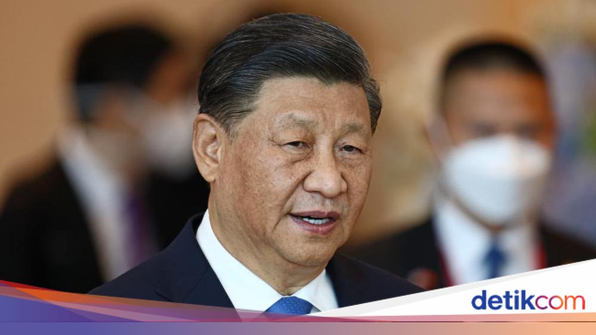 Xi Jinping Calls for Respect of Middle Eastern Countries' Sovereignty