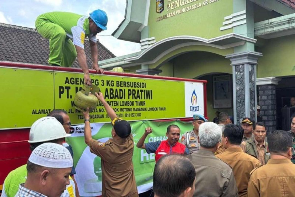Pertamina Ensures Safe LPG Supply to Sumbawa via Ship