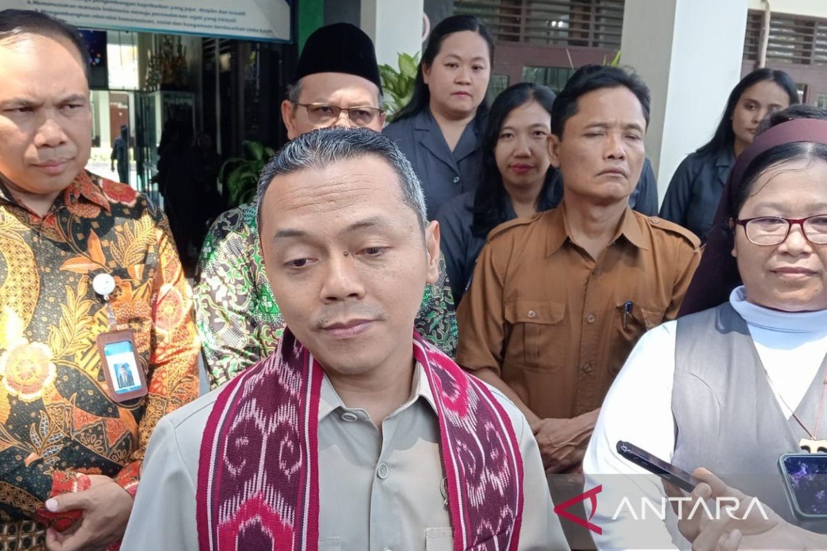 Government to Revitalise 1,600 Schools in NTB