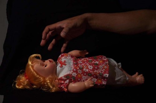 Viral: Women in West Bandung Regency Seek Help from Dedi Mulyadi After 3-Year-Old Child Allegedly Molested