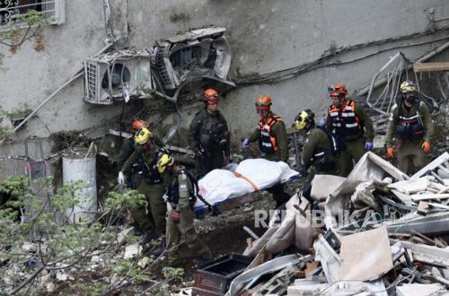 Middle Powers Urged to Take More Active Roles Amid Global Rivalries