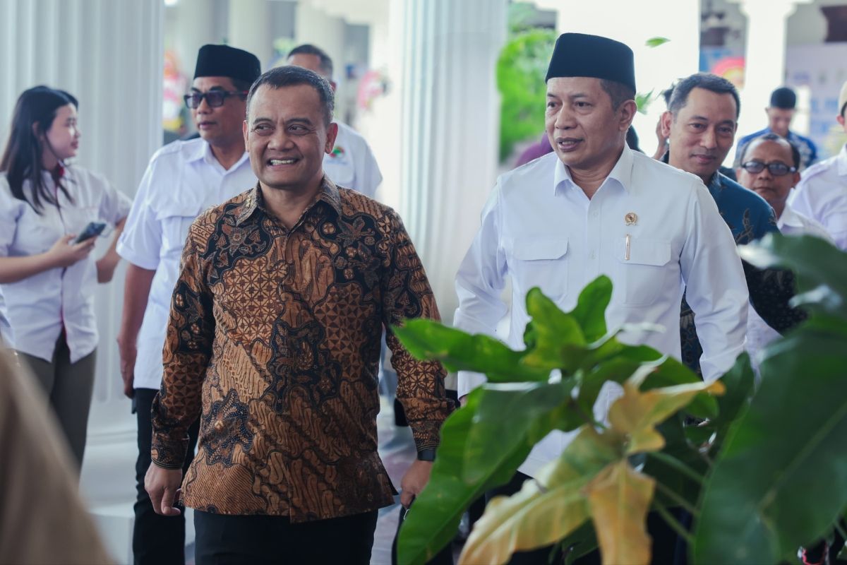 Cooperative Minister Requests Priority for MSME Products in Village Cooperatives