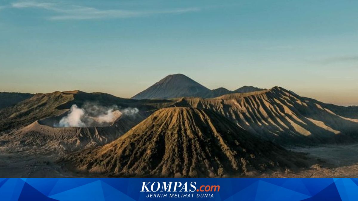 There is a Tengger Caldera Ring Road in Mount Bromo, What Is It?