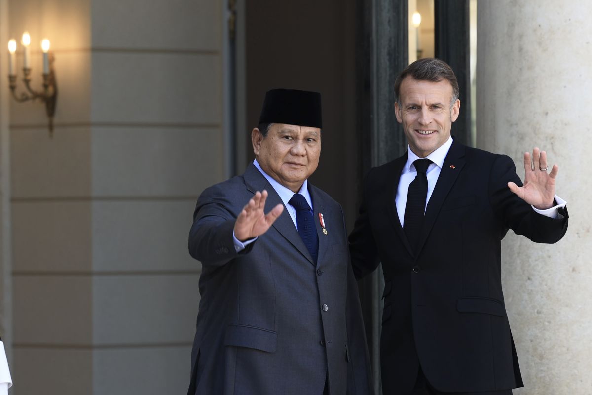 Prabowo and Macron strengthen defence and creative cooperation