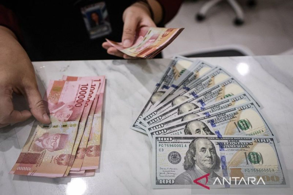 Rupiah Strengthens Influenced by Hopes for Iran-US Negotiations