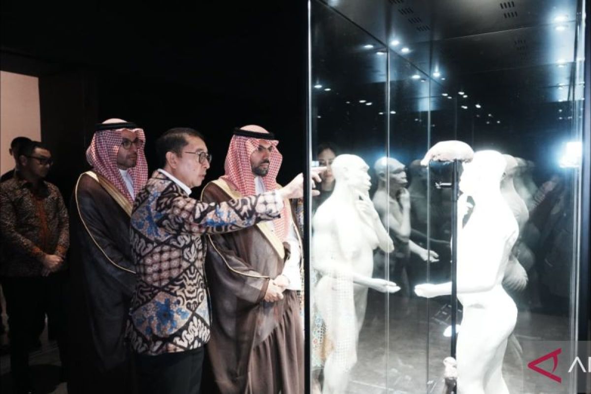 Fadli Zon showcases the cultural wealth of the Nusantara to Saudi Arabian officials