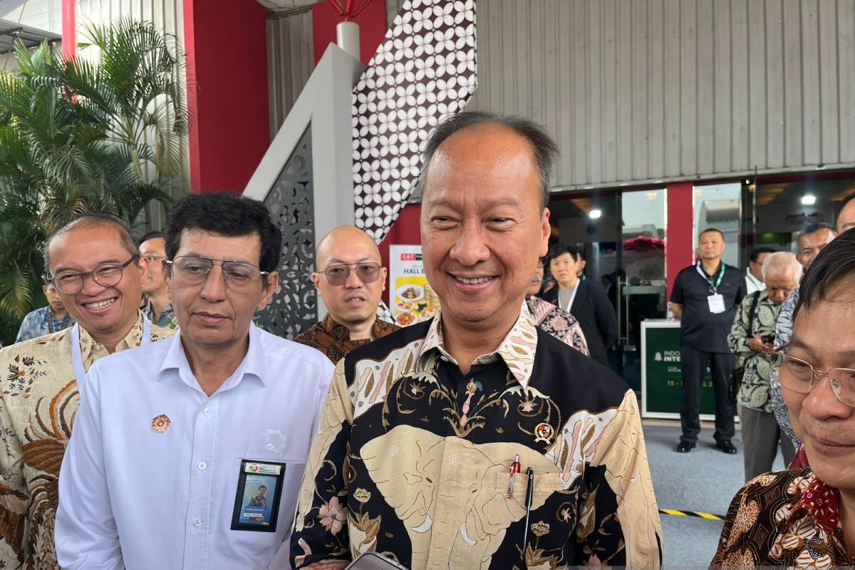 Industry Minister Ensures Plastic Supply Disruptions Do Not Burden SMEs