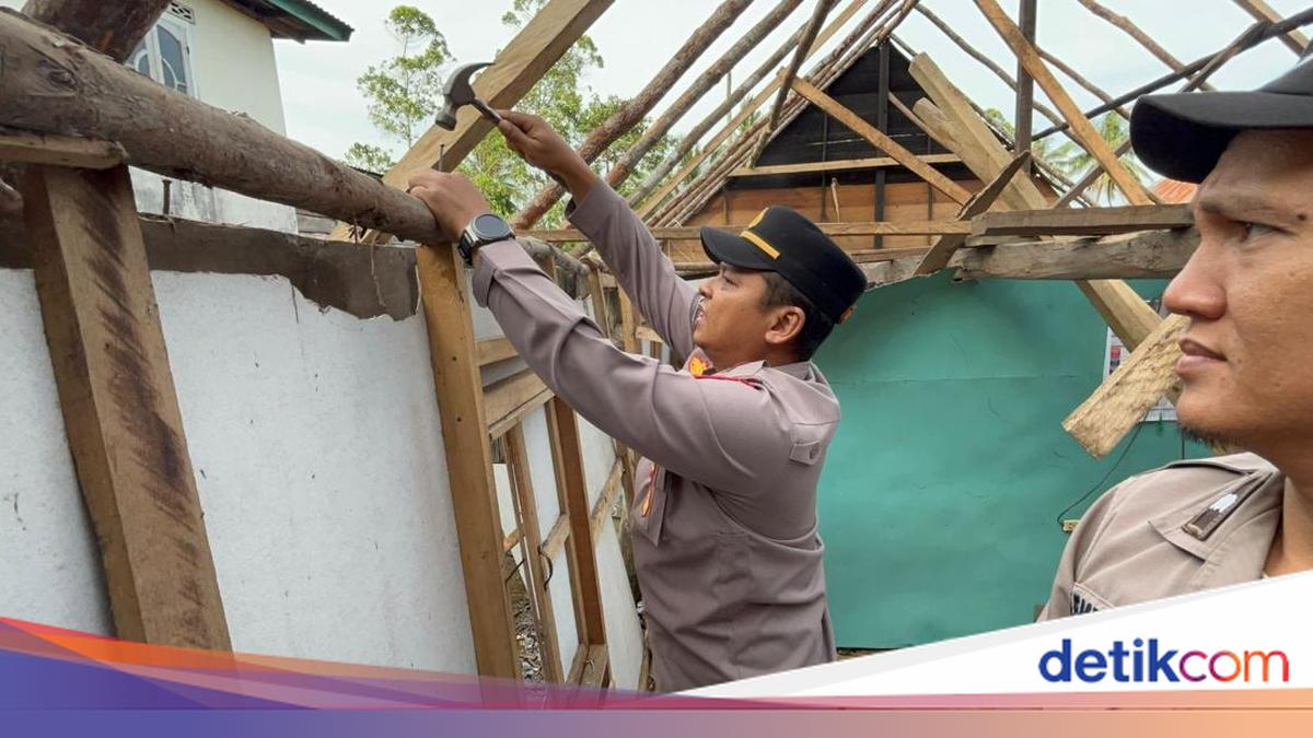 South Sumatra Police Respond Swiftly by Renovating Home Affected by Tornado in Ogan Ilir