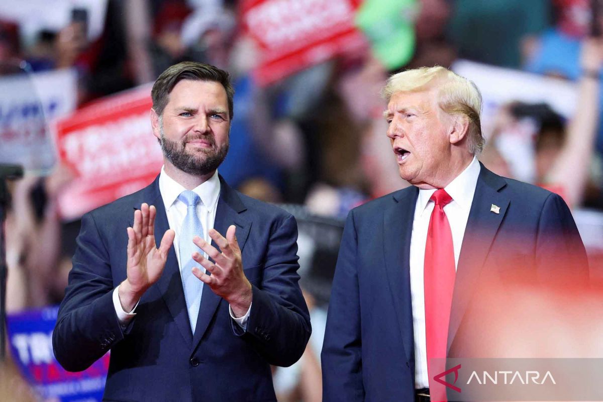 Vance says Trump is seeking a "grand bargain" with Iran