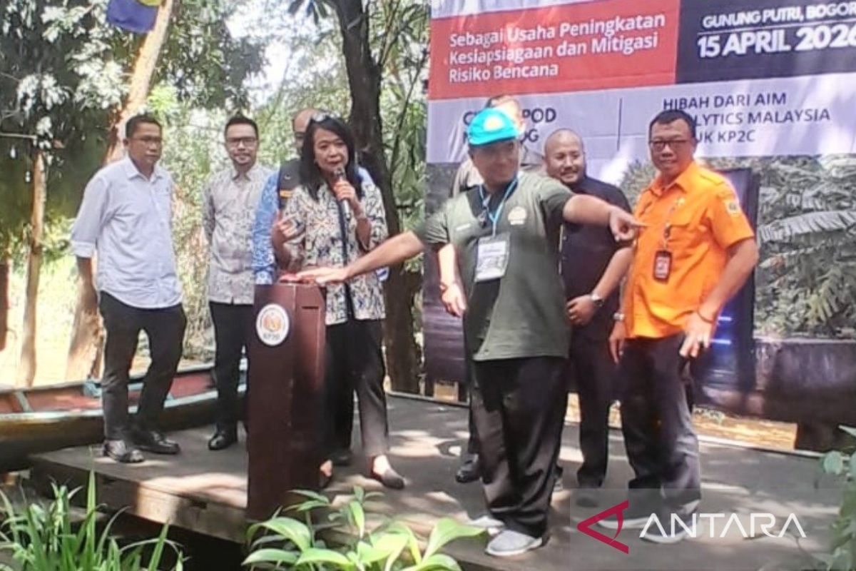 Deputy Minister of Public Works inaugurates community-based flood detection equipment