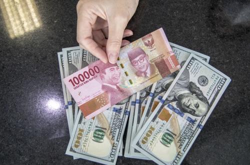 IMF Cuts Indonesia's 2026 Economic Projection, Rupiah Under Pressure