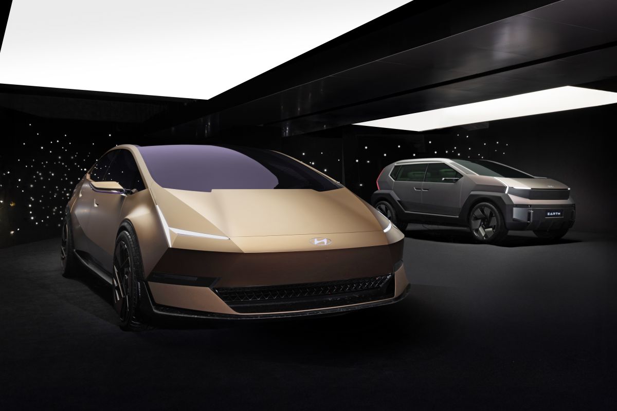 Hyundai Launches Two Concept Models Ahead of Beijing Auto Show