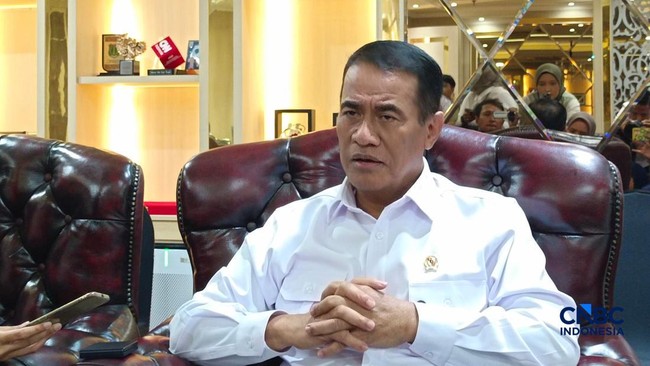 Agriculture Minister Amran to Develop Palm Oil on Barren Land, Here is the Target