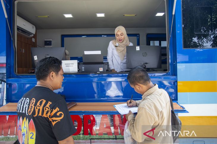 Achievements of Micro, Small, and Medium Enterprises Business Identification Numbers - ANTARA News West Java Photo