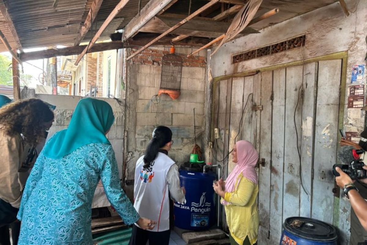 TP PKK-PAM Jaya Assists in Providing Clean Water to Pluit Residents