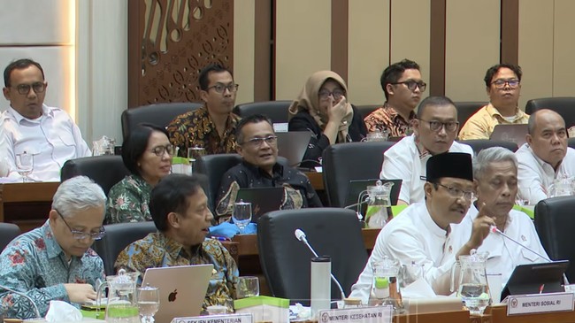 Parliament Grills Health and Social Affairs Ministers Over Hospitals Rejecting Inactive PBI BPJS Patients