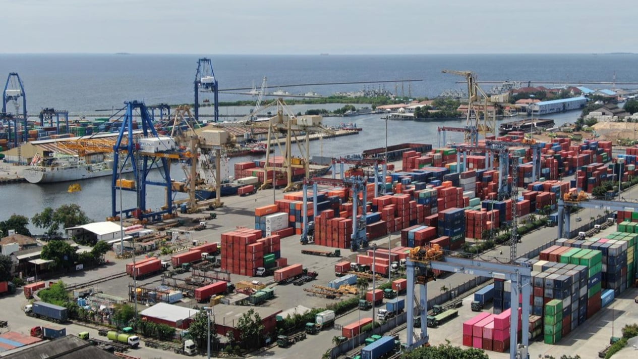 Amid Cargo Transport Restrictions, Performance Does Not Slacken