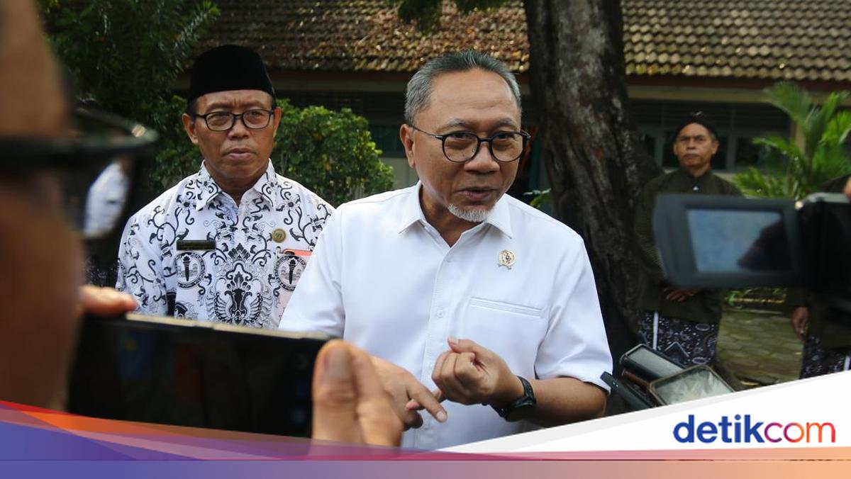 Government Summons Businessmen to Request Maximum 30% Plastic Price Increase