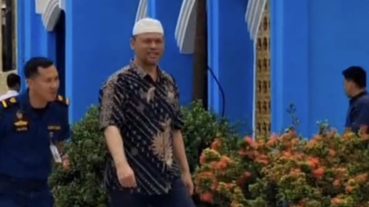 Corruption Convict Goes Dining Out After Hearing, Ministry of Corrections Responds