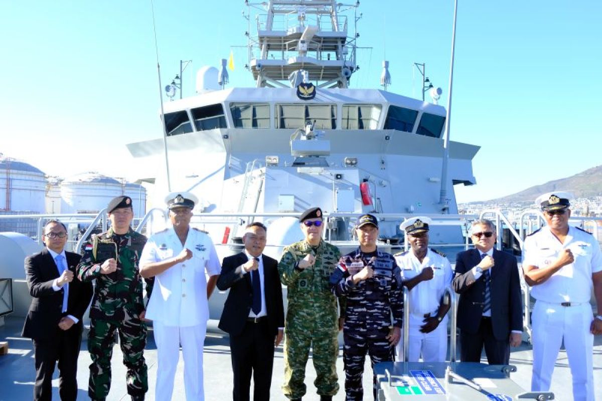 KRI Canopus-936 docks in Cape Town, affirming Indonesia's maritime role