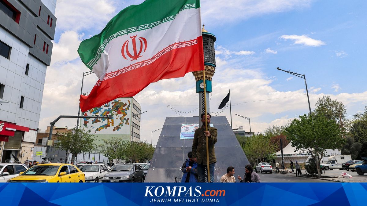 Iran's Foreign Assets Reach 100 Billion US Dollars, But Frozen by the US
