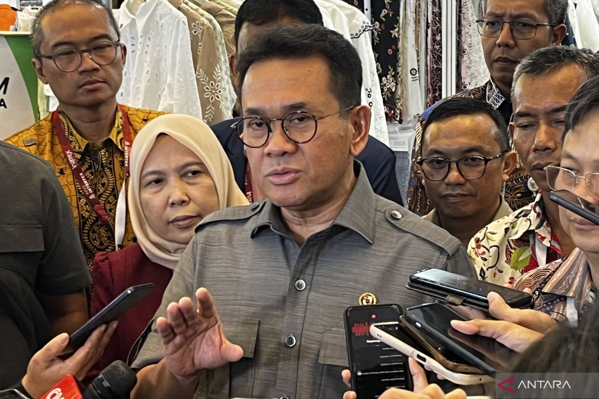 Trade Minister: Indonesia's Textile Ecosystem is Competitive Domestically and Internationally