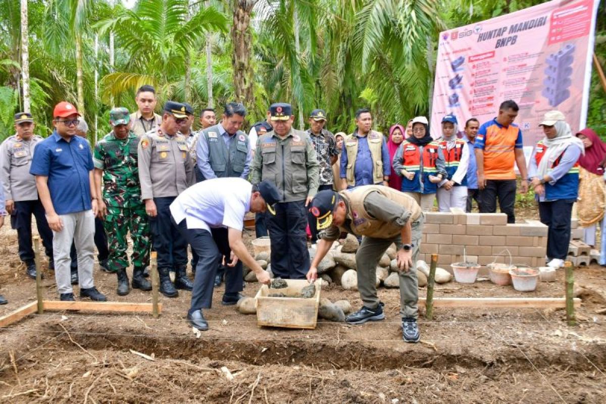 BNPB Begins Construction of Independent Permanent Housing in Salareh Aia, Agam