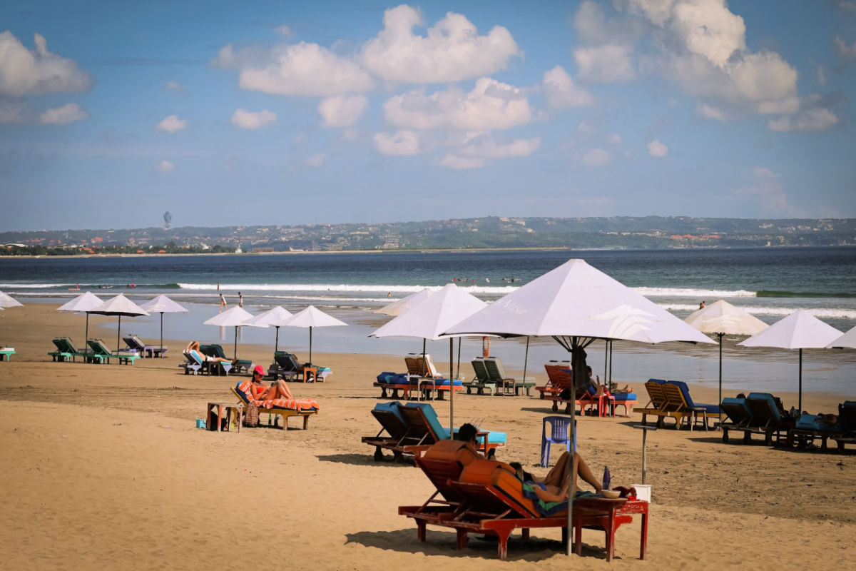 Bali Risks Privatisation of Tourist Beaches if Coastal Conservation Efforts Not Improved