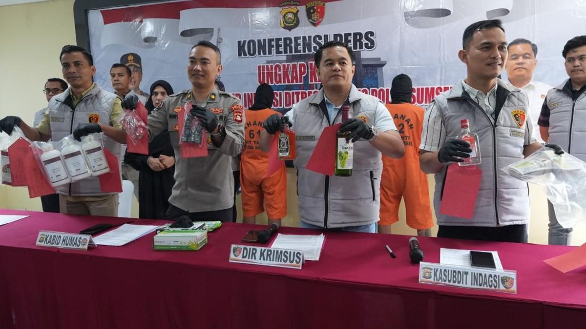 Counterfeit Liquor Factory in South Sumatra: 4 Suspects, Tens of Thousands of Bottles Seized