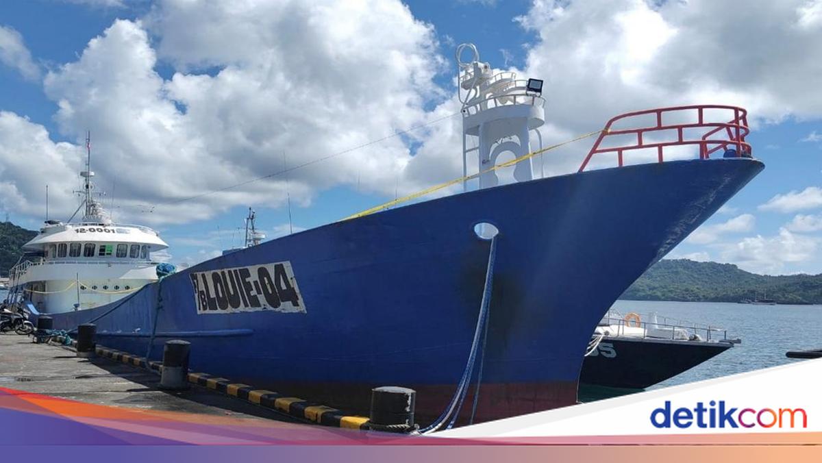 Four Seized Vessels from Legal Cases Handed Over to the State