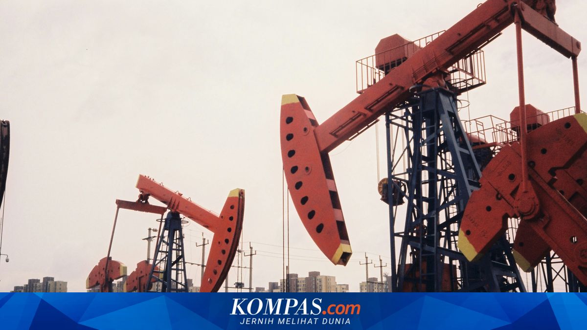 Global Oil Prices Fall Today After Sharp Earlier Rise