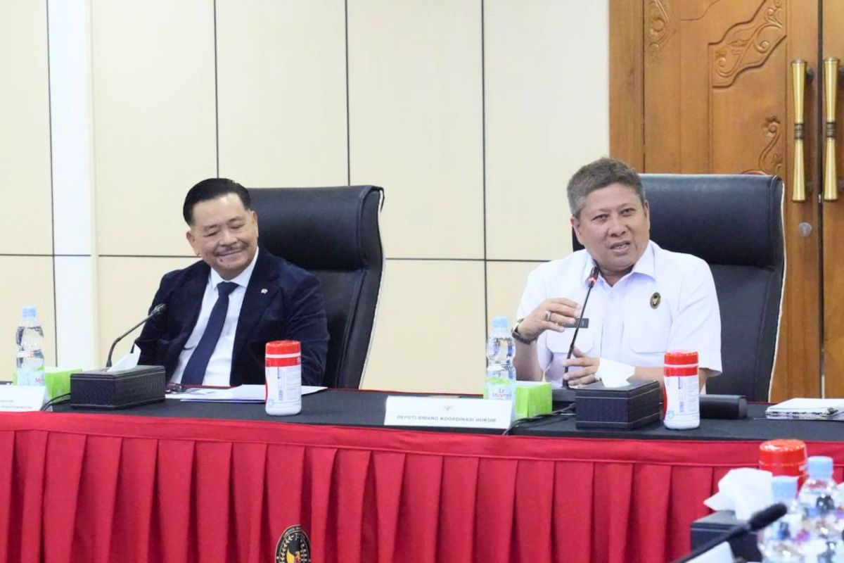 Otto emphasises strengthening synergy to resolve church land certification