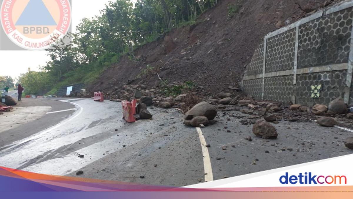 New Clongop Road Collapses Again, Traffic Opened and Closed
