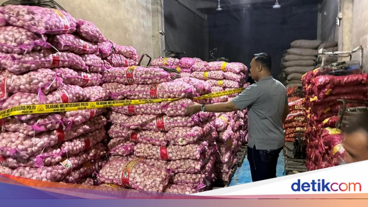 Bareskrim Thwarts Smuggling of Dozens of Tonnes of Illegal Imported Onions in West Kalimantan