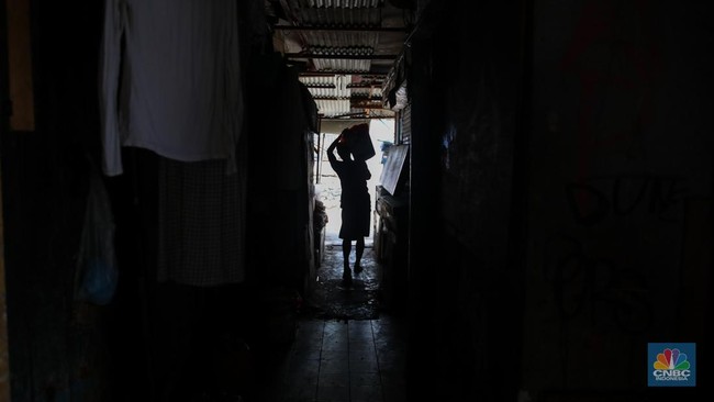 Three Ways to Bear the World