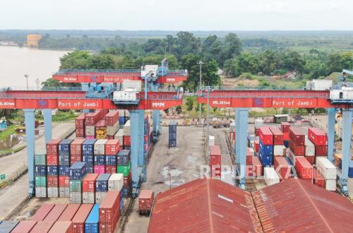 Jambi Container Flow Rises 22.5%, Boosting Goods Distribution