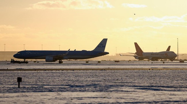 Europe on the Brink, Aviation "Apocalypse" Looms